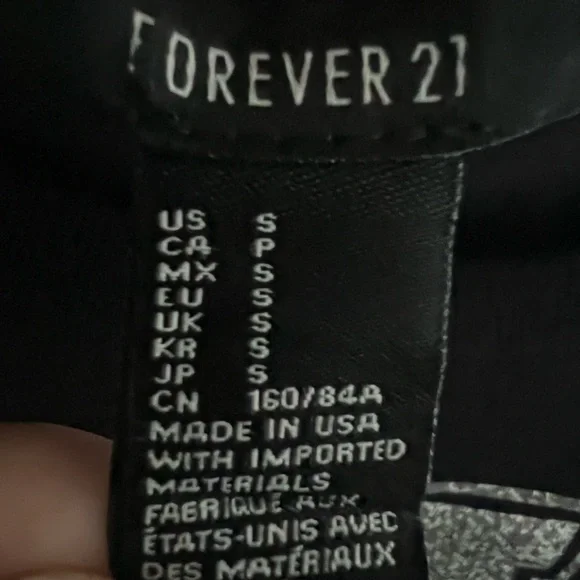 Vintage Forever 21 Silver New York Graphic Muscle Crop Top Made in USA Size S - Picture 3 of 6